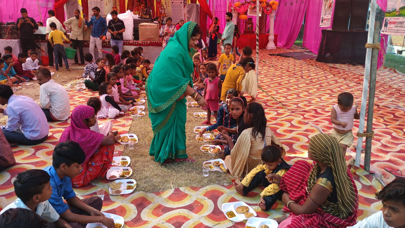 हवन और कन्या भोज के साथ नवरात्रि का हुआ समापन