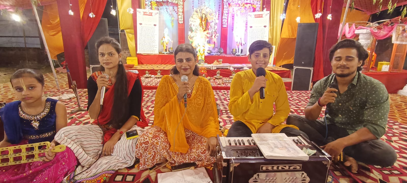 श्री नव दुर्गा पूजन पंडाल में द्वितीय दिवस