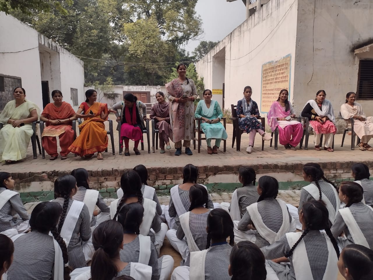 विधिक सेवा दिवस पर जागरूकता शिविर संपन्न