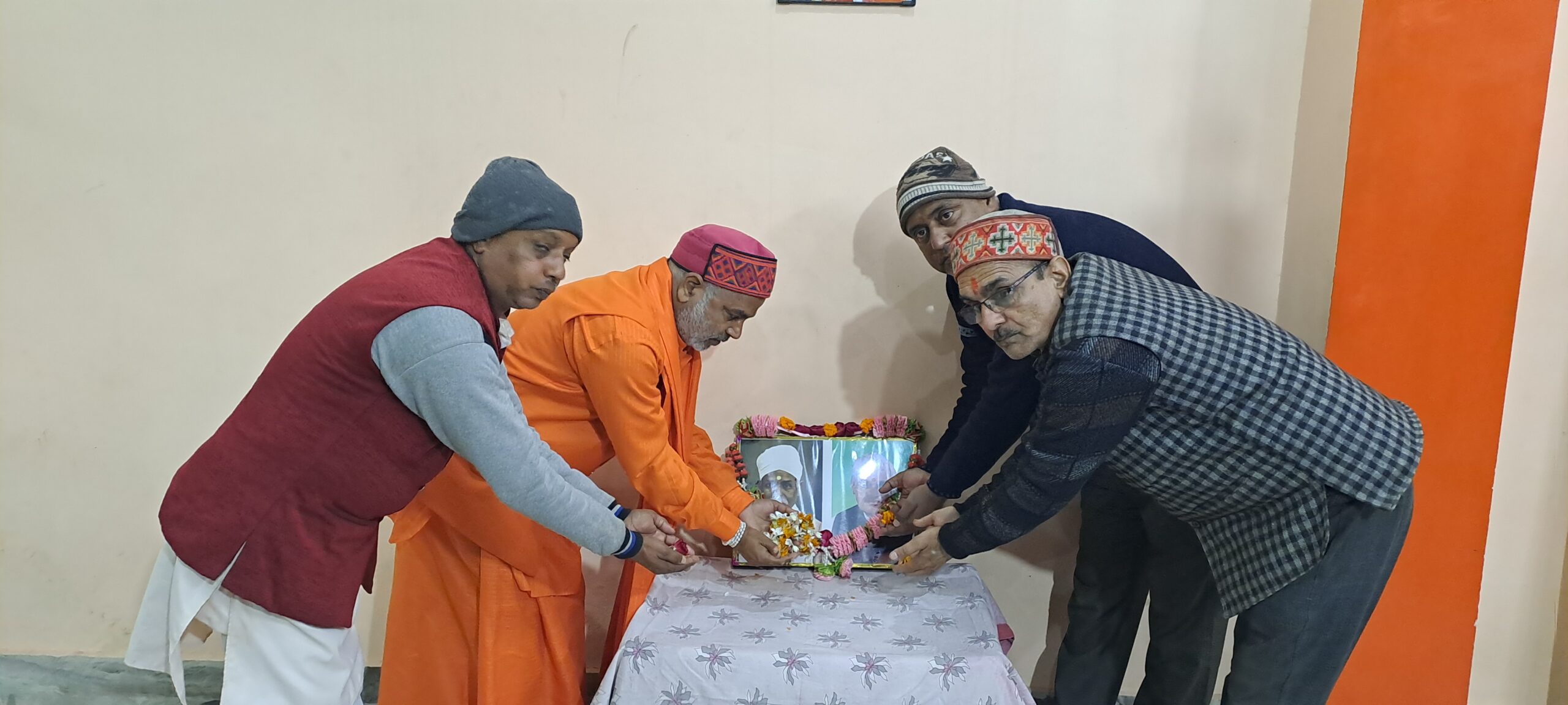 मदन मोहन मालवीय और अटल बिहारी वाजपेई का जन्मदिन मनाया गया