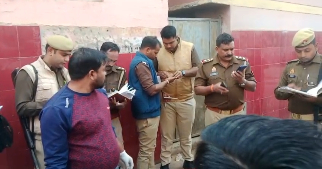 तेज रफ्तार कार की टक्कर से बाइक सवार दो शिक्षकों की मौत