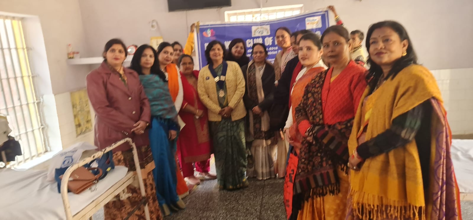 इनर व्हील क्लब द्वारा महिला बंदियों के लिए लगाया मेडिकल कैम्प, फल व मिठाई भी वितरित की