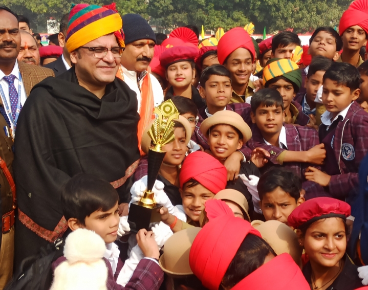 गणतंत्र दिवस पर आयोजित सांस्कृतिक कार्यक्रम में एलपीएस स्कूल को मिला प्रथम स्थान