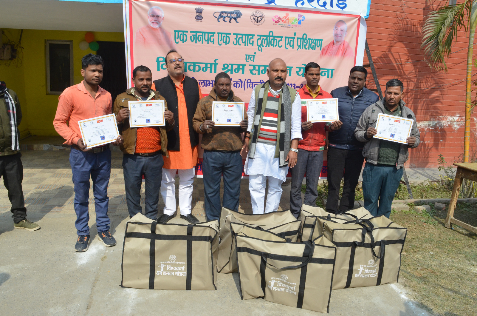 स्वरोजगार को बढ़ावा देने के लिए जुटी है केन्द्र एवं प्रदेश सरकार: अजीत सिंह बब्बन