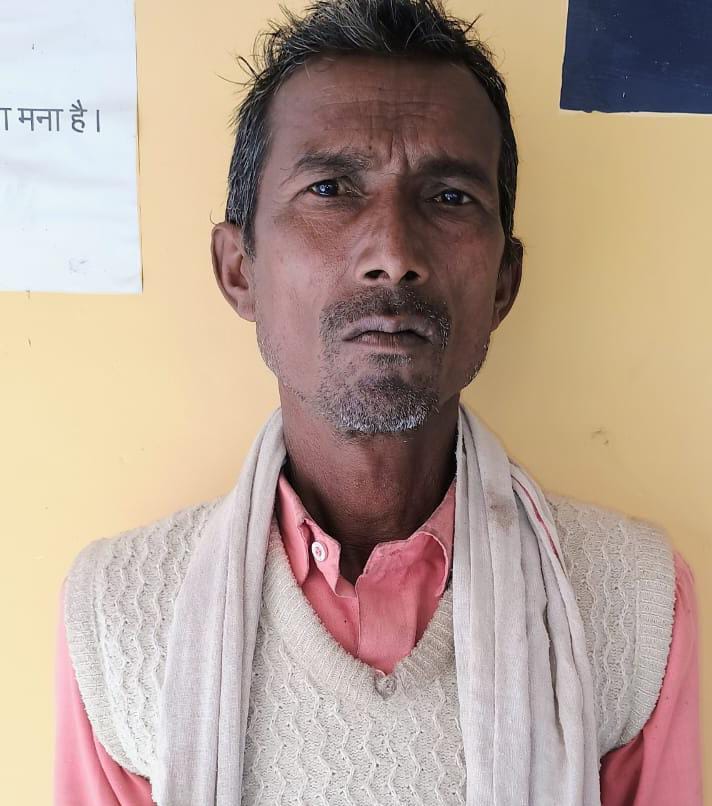 पुलिस ने गस्त के दौरान अबैध शराब सहित आरोपी को किया गिरफ्तार