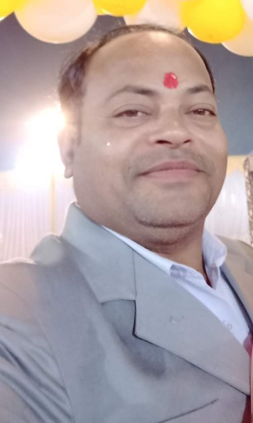 पिकअप की टक्कर से बाइक सवार शराब सेल्समैन की मौत