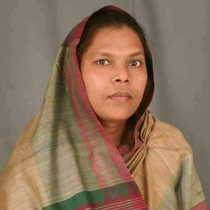 समाजवादी पार्टी ने हरदोई लोकसभा सीट से पूर्व सांसद ऊषा वर्मा और मिश्रिख सीट से रामपाल राजवंशी को प्रत्याशी बनाया