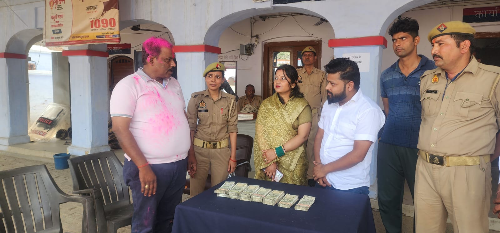 वाहनों की चेकिंग में पुलिस ने दंपति से पौने 6 लाख रुपए बरामद किए, कार से दिल्ली जा रहा था कारोबारी