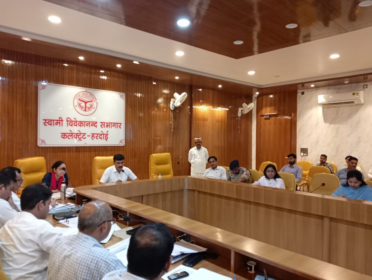 जिलाधिकारी ने बताये भीषण गर्मी व लू से बचाव के टिप्स, सुरक्षा उपायों को अपनाने एवं सतर्क रहने की अपील