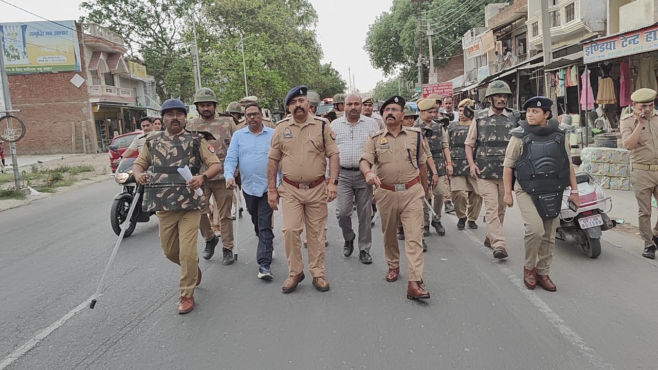 अर्द्धसैनिक बल की टुकड़ियाँ पहुँचेंगी हरदोई, बूथों पर होंगी तैनात