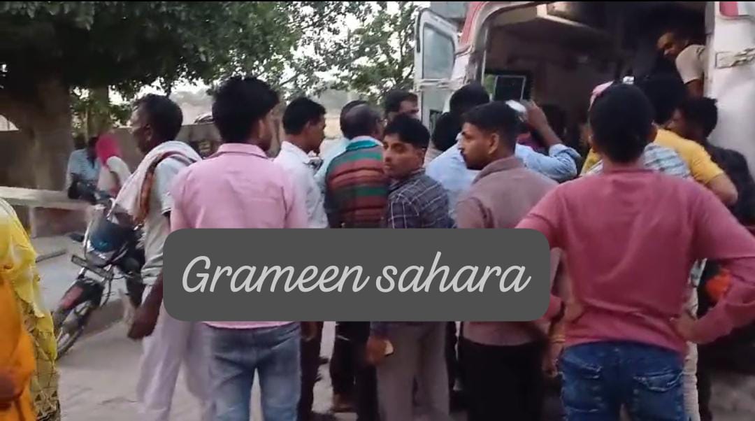 तेज रफ्तार पिकप की टक्कर से बाइक सवार मामा भांजे घायल