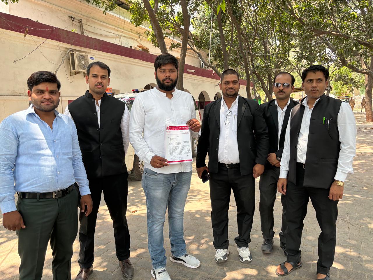 सवर्ण चेतना छात्र संघ के प्रतिनिधि मंडल ने पुलिस अधीक्षक  से भेट कर गनीपुर की निष्पक्ष जांच की मांग की