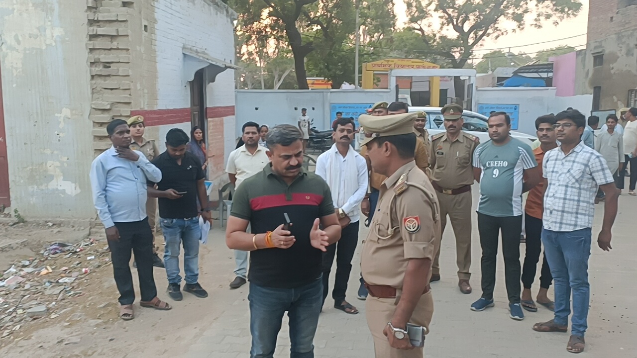 पुलिस प्रेक्षक ने सरसई जनपद सीमा और पाली के संवेदनशील बूथों का किया निरीक्षण