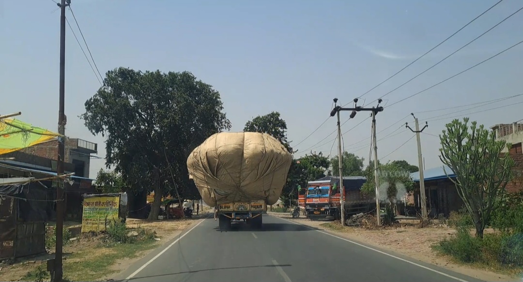 ओवरलोड वाहन बने हैं दुर्घटनाओं का सबब