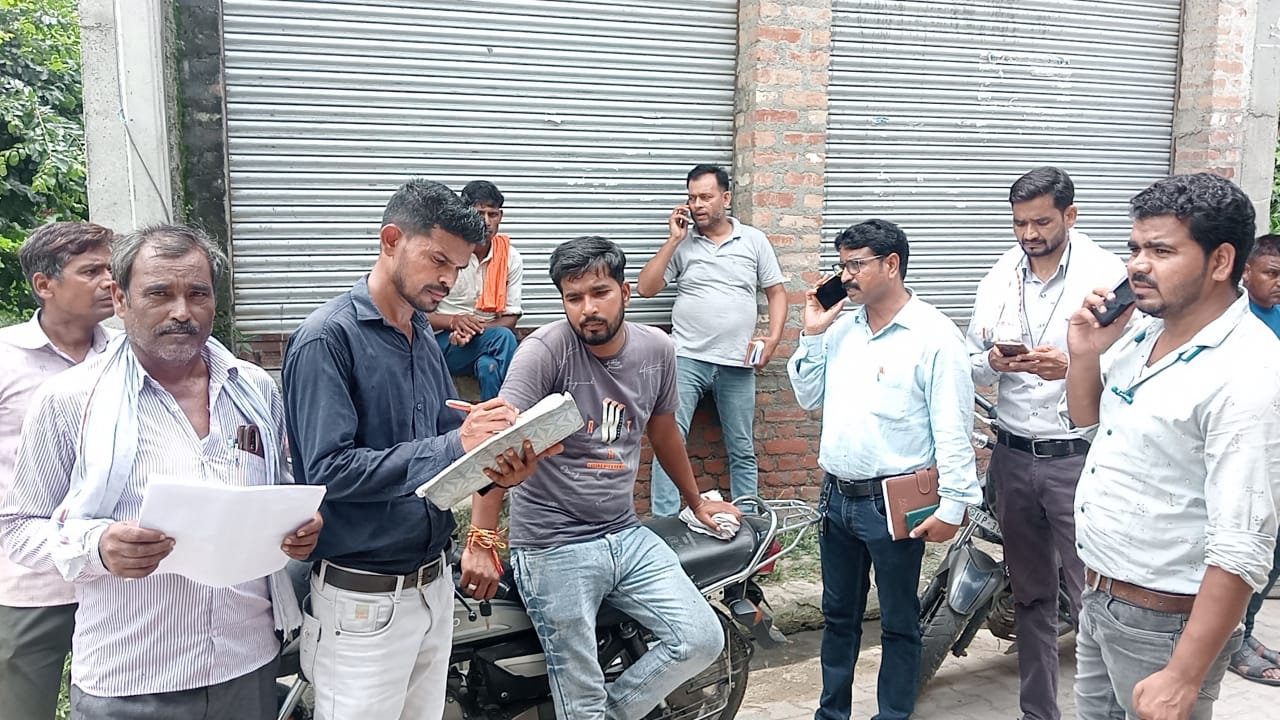 बड़े बकाएदारों के खिलाफ सख्त हुआ बिजली विभाग, पाली में जेई के नेतृत्व में विद्युत कर्मचारियों ने काटे कनेक्शन