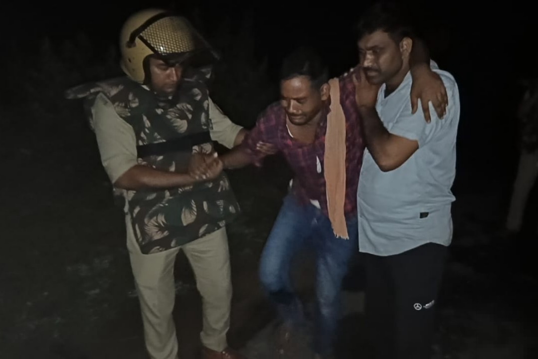 रेप के बाद हत्या के दूसरे अभियुक्त को पुलिस ने मुठभेड़ में बाद किया गिरफ़्तार,एक आरक्षी भी घायल