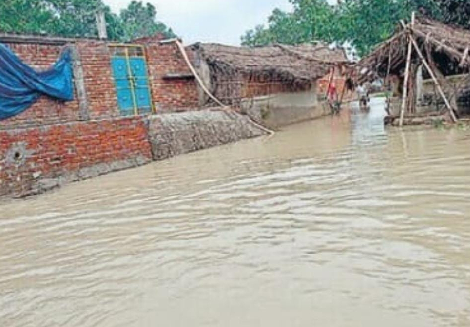 नदियों के जलस्तर बढ़ने से बाढ़ को लेकर तटवर्ती गांवो में हड़कम्प,कागजो पर सिमटी बाढ़ राहत चौकियां