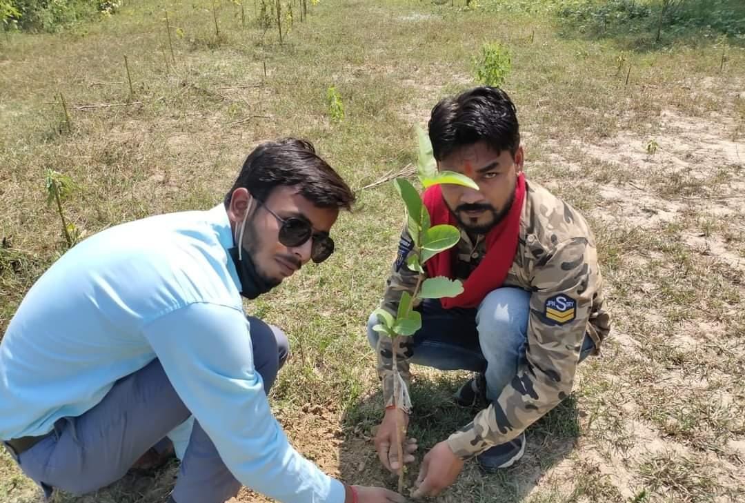 जयंती पर याद किए गए स्व० नरेन्द्र बहादुर सिंह