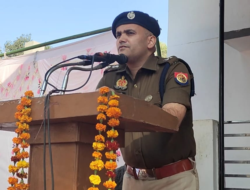 पिता की हत्या के बाद IPS बनने की ठानी थी एसपी नीरज जादौन ने