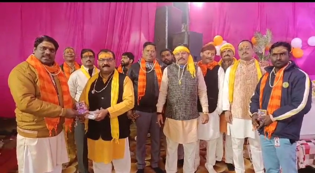 भजन संध्या में झूमे भक्त