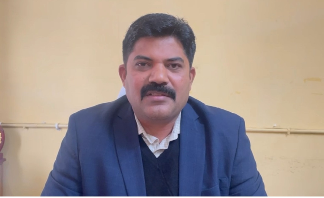 उपसंभागीय परिवहन विभाग मना रहा राष्ट्रीय सड़क सुरक्षा माह, लोगो को दुर्घटनाओं से बचाने के बताए गए उपाय