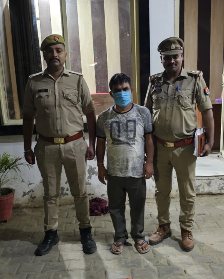 ग्यारह माह पुरानी चोरी का खुलासा, पच्चीस हजार का इनामिया चोर गिरफ्तार